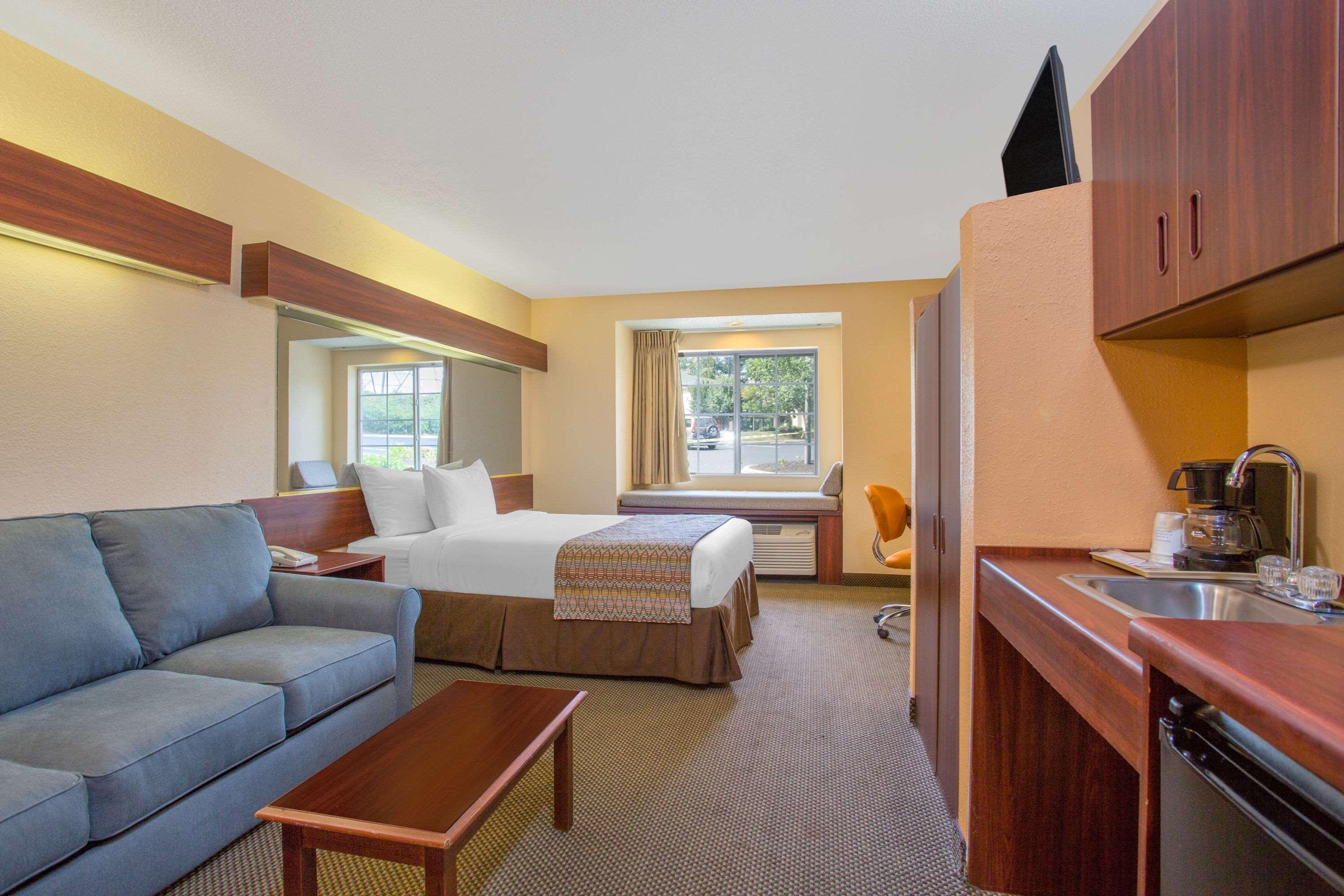 Microtel Inn & Suites By Wyndham Kannapolis/Concord Extérieur photo